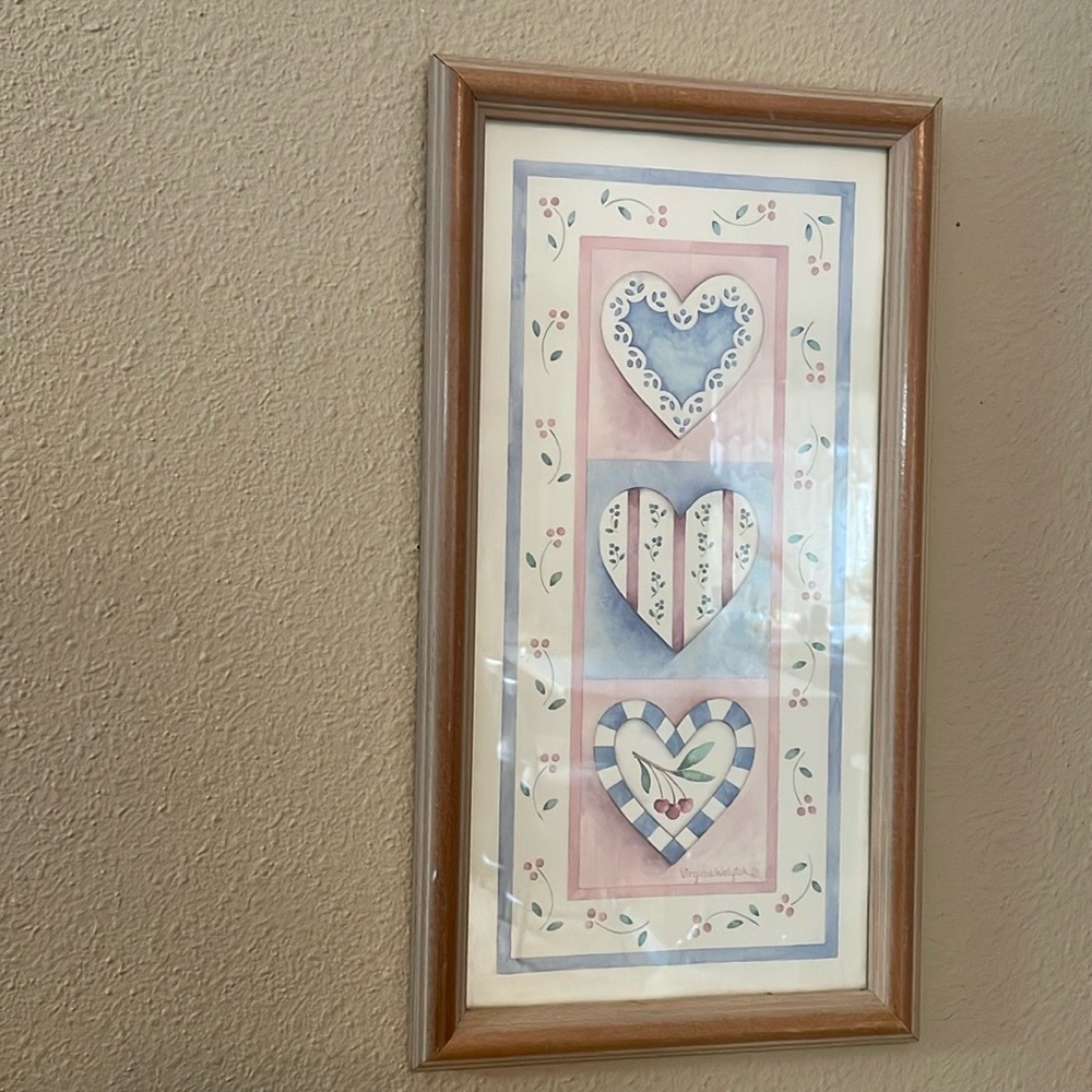 Home interior picture of hearts